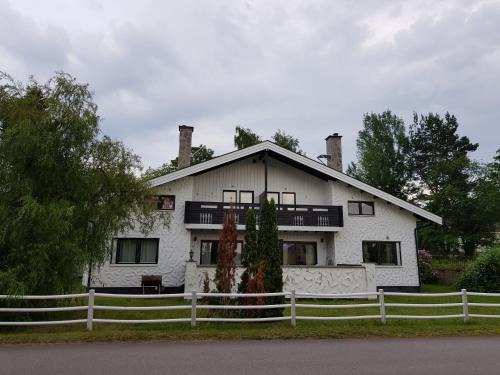 Hammaro Appartement | Ekonomirum i Karlstad