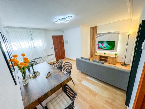 Barrio de Jesus Appartement | El Angel del Pilar Turistea