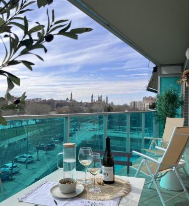 Barrio de Jesus Appartement | El Balcón del Ebro by Alogest- Vistas, piscina y 2 parking
