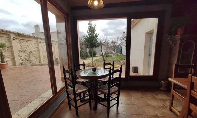 Santa Maria del Campo Rus Maison | El Chaskarrillo rural house