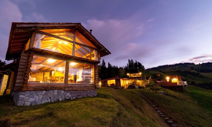 Banos de Agua Santa Hôtel | EL CEDRO SOÑADO
