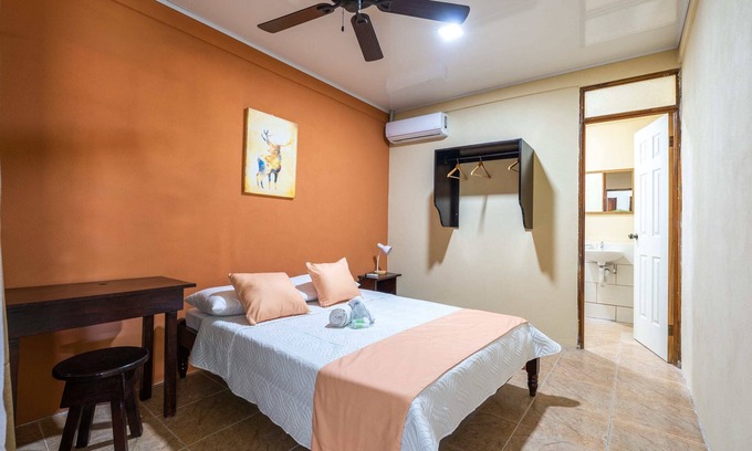 Canas Dulces Lit Et Petit-Déjeuner | El Cocobolo Food&rest Room 5 B&B Wifi A/C Pkg Gratis