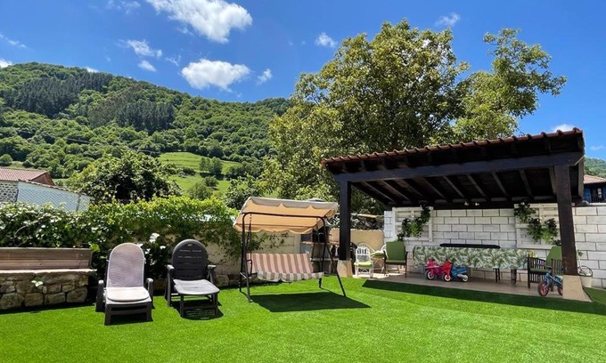 Cieza Maison | El Corro, acogedora casa con jardín en el corazón de Cantabria