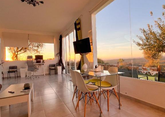 Zalamea la Real Maison | El Coso Lodge & Workation