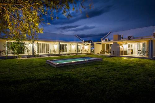 Oudtshoorn Maison | El Dorado Hotel and Self Catering