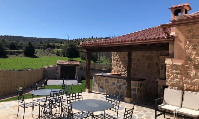 Pradena Maison | El Escondite De Castroserna