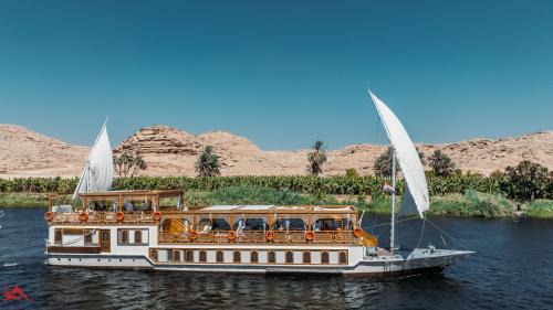 Nile River Luxor Location De Bateaux | EL Hanim Dahabeeyah
