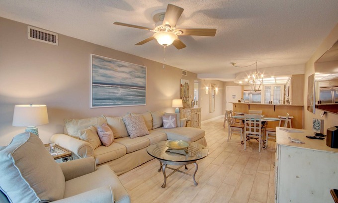 Harold Copropriété | 2BR / 2BA - Belle vue sur le golfe et la piscine