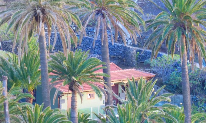 Vallehermoso Maison | El Pirguan Holiday House, your oasis in La Gomera