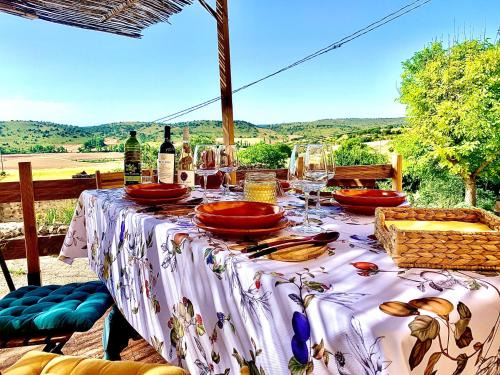 Mojares Maison | El Retiro & GASTRO Vivencias