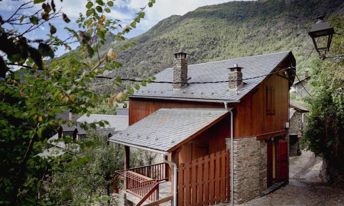 Lladros Chalet De Ski | El Xalet de la Vall de Cardós