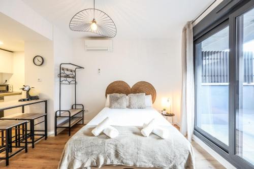 San Sebastian de los Reyes Appartement | Elegant Studio with Private Terrace by RentitUP