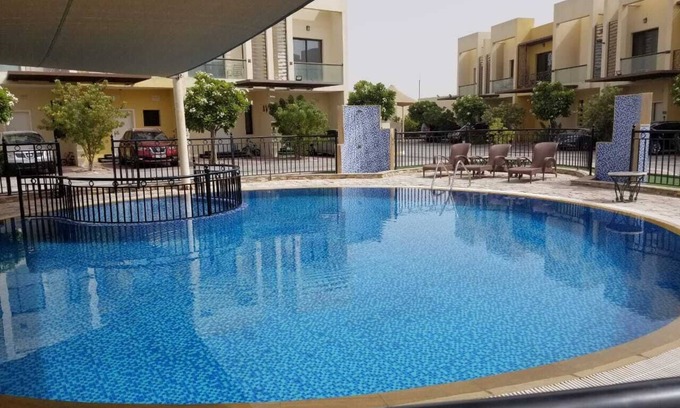 Dubai Villa | Élégante Villa de 2 Chambres and Hall, R,1