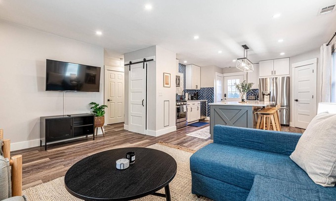 Ferndale Maison | Elegant 2BR Ferndale Cottage! Welcome!