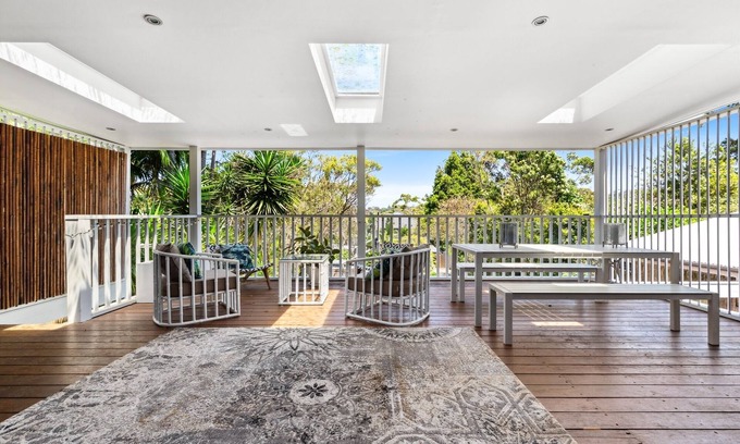 North Balgowlah Maison | Elegant 3-Bed Home with Games Room & Balcony