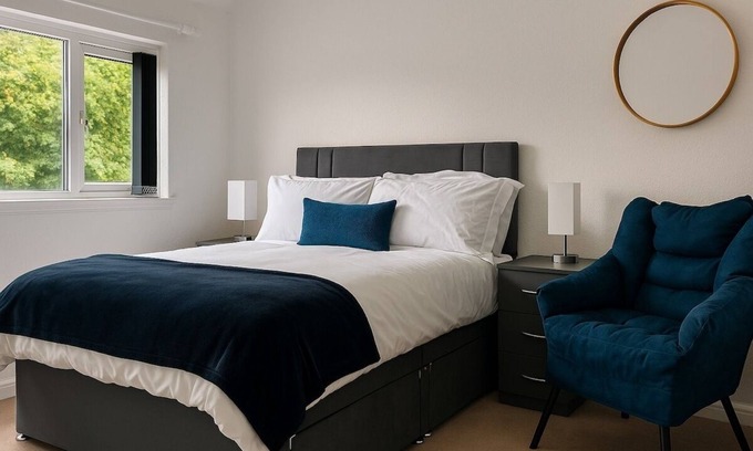 Northfield Maison | Elegant 3 Bed Stay - Birmingham