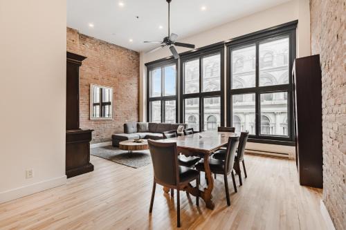 Old Montreal Appartement | Elegant 3 Bedroom apartment in old port - 302