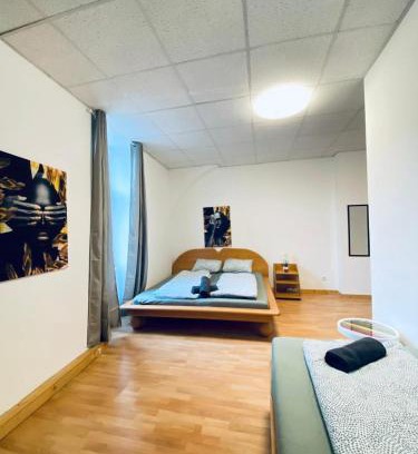 Liesing Appartement | Elegant 3-Bedroom Retreat Convenient City Access