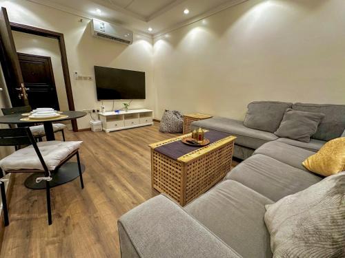 Batha Quraysh Appartement | Elegant 3-Bedroom Retreat in Batha Quraish