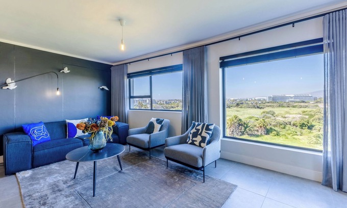 Flora Park Appartement | Elegant 3BR Apartment with Amazing Views