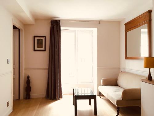 Quartier de la Goutte-d'Or Appartement | Elegant and cosy flat near Montmartre