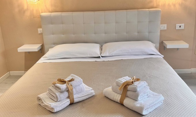 Ponsacco Appartement | Elegant and cozy, very close to all services. ANIMALS ALLOWED
