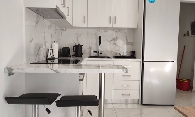 Moschato-Tavros Appartement | Elegant and Modern apartment near to Athenian Riviera