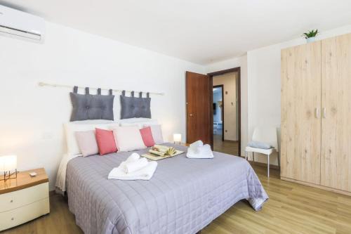 Borgo Trento Appartement | Elegant Apartment: [Free Netflix, Wi-Fi & Parking]