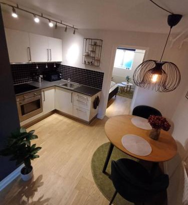 Aalborg Appartement | Elegant Apartment In Central Aalborg