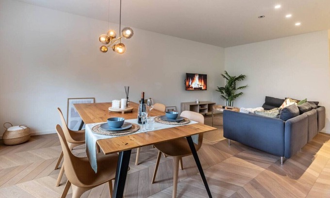 Oud-Zuid Appartement | Elegant Apartment in Old South | Near Vondelpark, Museums & Canal District