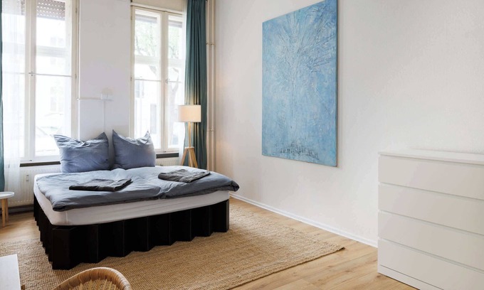 Wrangelkiez Appartement | Elegant Art Deco Room in Kreuzberg 2