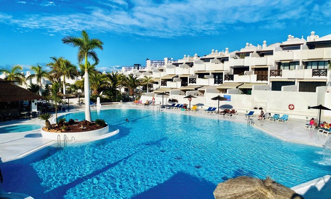 Playa Paraiso Appartement | New elegant, Fully equipped, Heated pool, Sea view