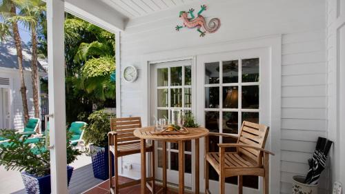 Bahama Village Maison | Elegant Escape by Last Key Realty