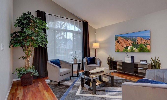 Roxborough Maison | Elegant Home in the Foothills. Come see Colorado beauty.