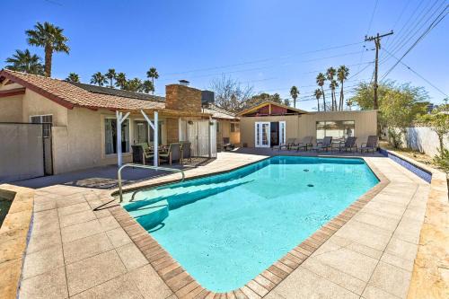 Glen Heather Estates Maison | Elegant Home with Pool Table 3 Mi to Vegas Strip!