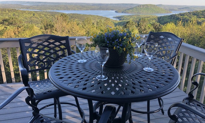 Fairfield Bay Maison | Maison élégante avec vue imprenable sur Greers Ferry Lake / Sugarloaf Mtn