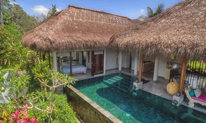Kemenuh Villa | Villa balinaise contemporaine élégante, intime et luxueuse dans un village traditionnel
