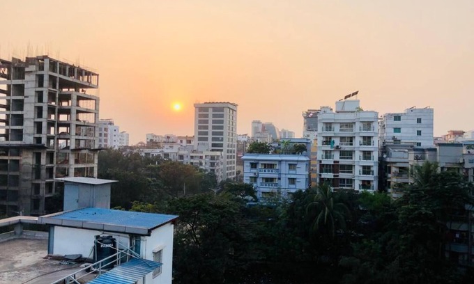 Uttara Appartement | Elegant lakeside apartment near airport in Dhaka