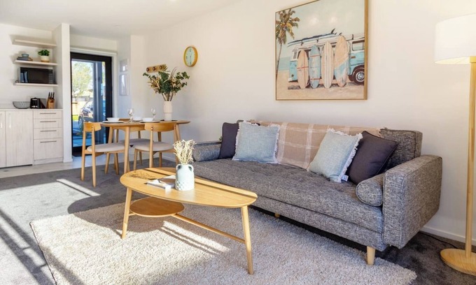 Upper Riccarton Maison | Elegant Living by Middleton Park, Fully Equipped