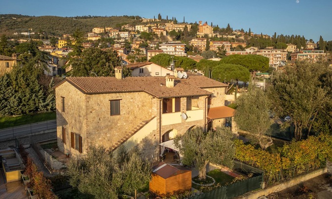 San Mariano Maison | Elegant retreat in a historic farmhouse near Perugia and Trasimeno Lake