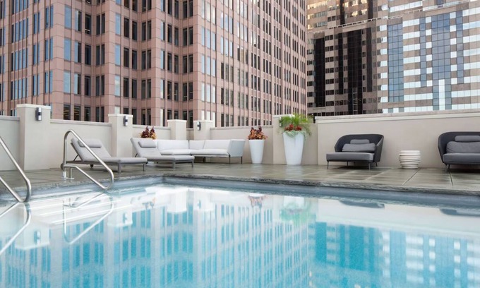 Parkway Museum District Hôtel | Elegant Suite Perfect for Business Adventurers, Close to Franklin Institute