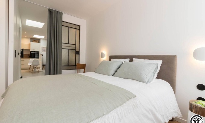 Minimes - Barriere de Paris Appartement | Elégant appartement urbain avec parking : explorez la ville à pied!