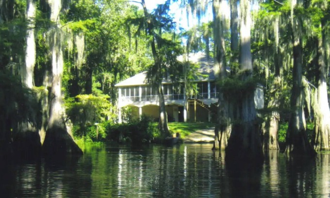 Jefferson Maison | Elegant WATERFRONT home with private boat ramp/dock, elevator, & unmatched view!