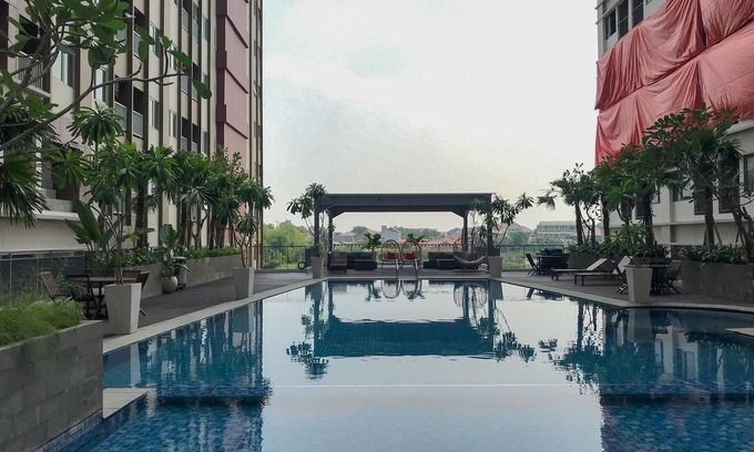 Duren Sawit Appartement | Elegant Studio Apartment at Gateway Park LRT City