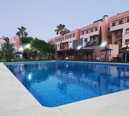 Camas Appartement | Elegante apartamento con piscina A un paso de Sevilla San Miguel