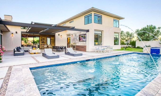 Adobe Ranch Maison | NOUVEAU 6 lits / 5. 5 Bth - Luxury Mansion! Près de la vieille ville, vue sur Camelback, CUSTOM