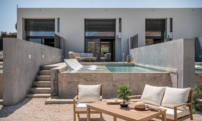 Patsianos Maison | Elia Luxury Suite with Private Pool