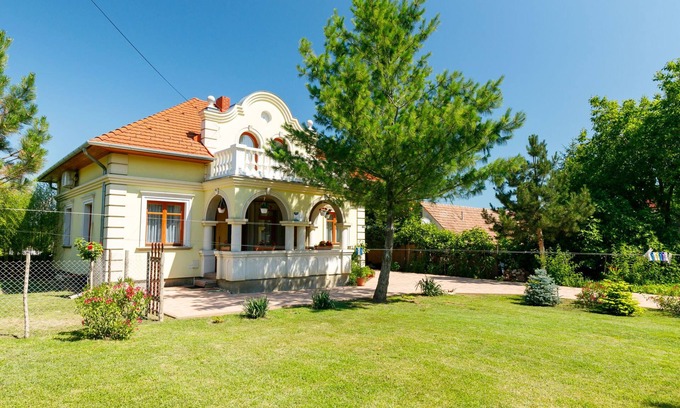 Balatonoszod Appartement | Elisabeta 02 by Interhome