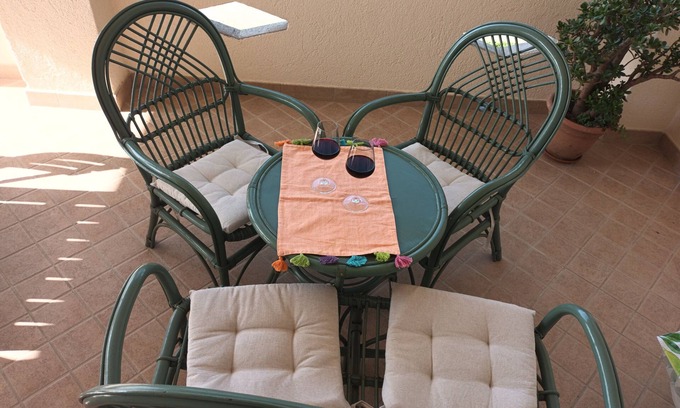 Camaiore Appartement | Elisabeth house comfort & relaxation.Among the hills and the sea in absolute peace.
