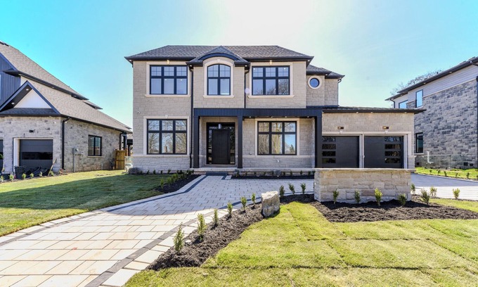 Burlington Maison | Elite 5 BR, Lake, Gym, Sauna, Mov Thtr, OutD FP & Ktcn, Kids play rm
